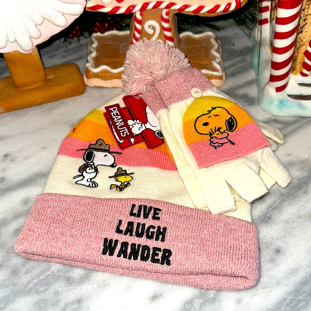 Stupid peanuts, gloves, and hat set
